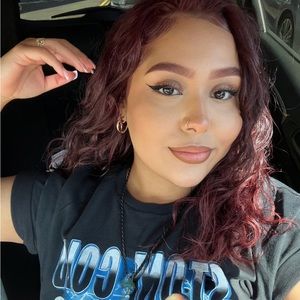 Meet your Posher, Valerie